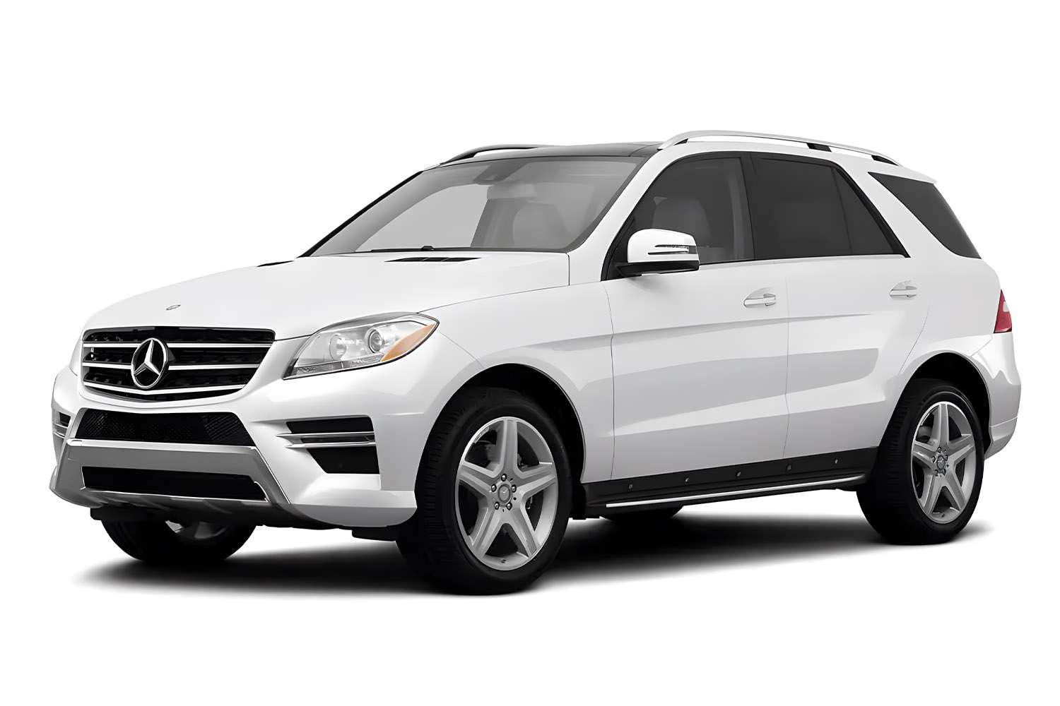 Rent Mercedes-Benz M-Class ML400 2023 in Tabanan, Bali