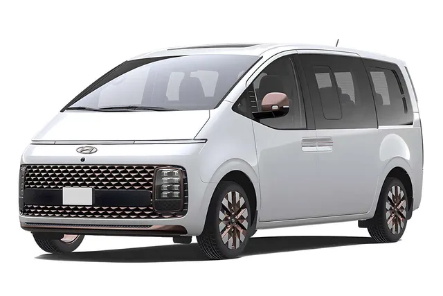 Rent Hyundai Staria in Bali