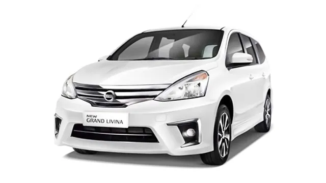 Rent Nissan Grand Livina in Bali